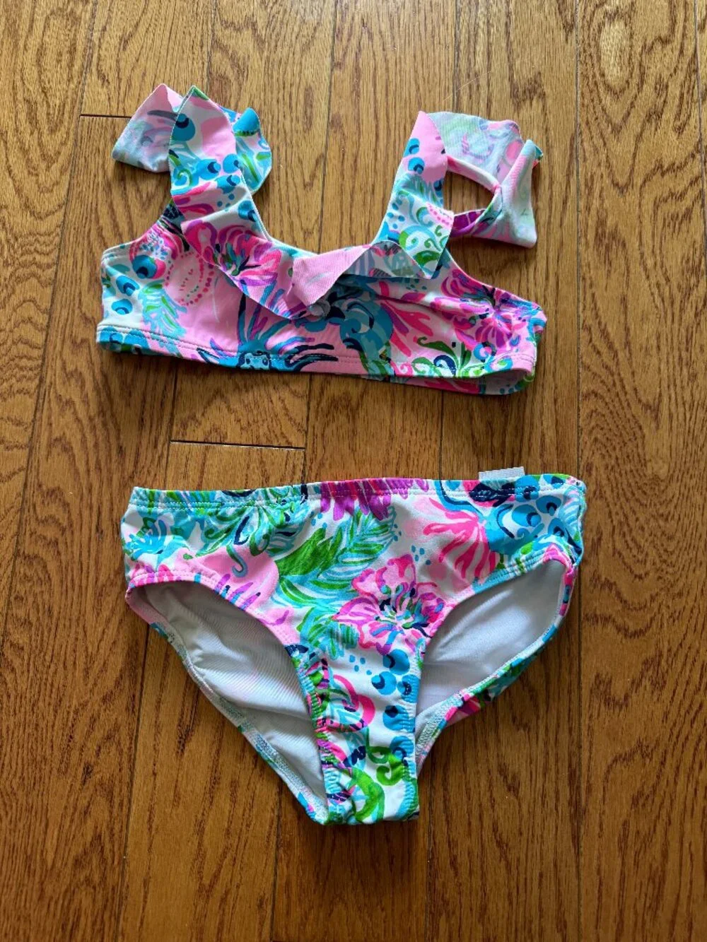 Girls Lilly Pulitzer Bikini Size: 5